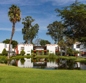 拉斯登納斯酒店