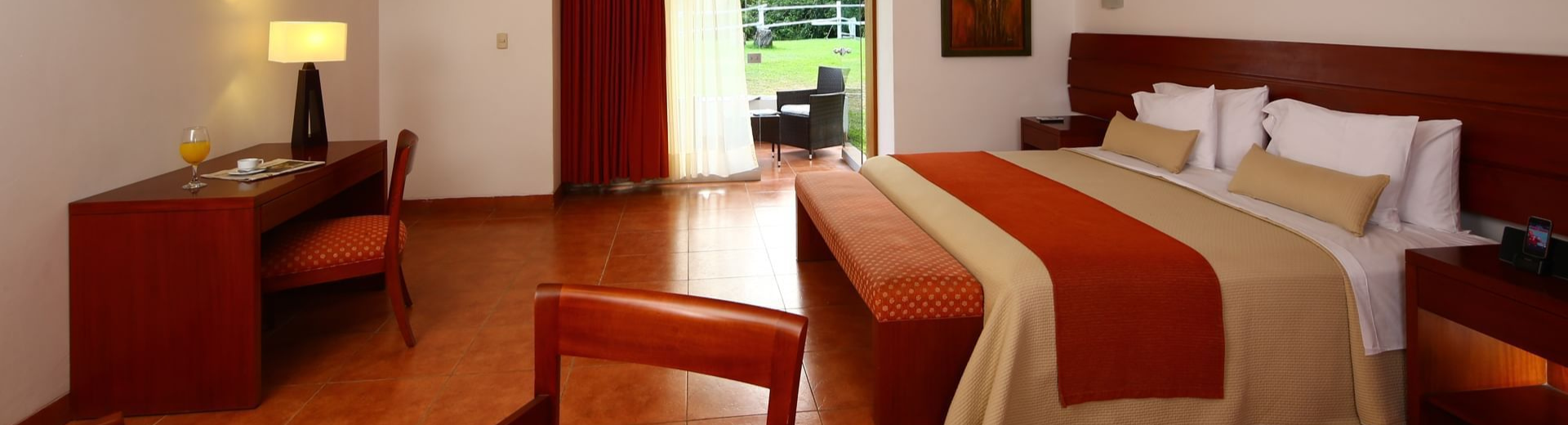 拉斯登納斯酒店