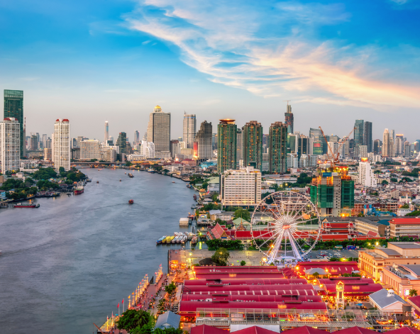 04/14 睡到自然醒&享用飯店早餐→曼谷機場(純機場接送、導遊送機)→台北