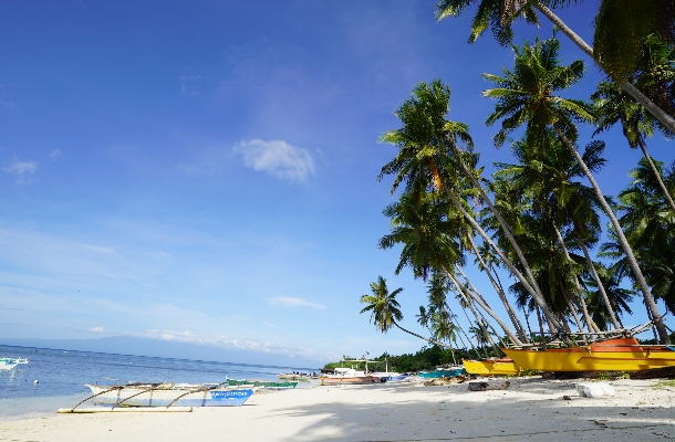 錫島的細白沙灘