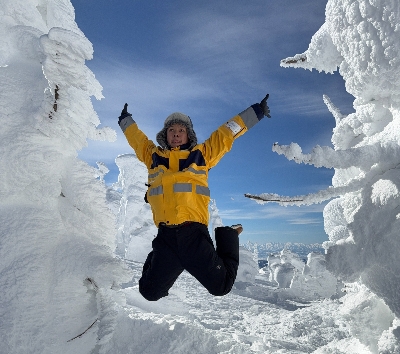 休息日、大家可以一起前往 藏王樹冰、銀山溫泉、天童溫泉觀光 (或可以前往雪場繼續滑雪)