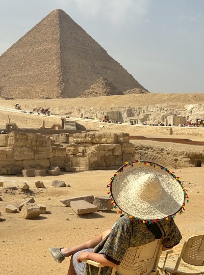 返回開羅→金字塔景觀餐廳→吉薩大金字塔和獅身人面像→哈利利市集→Mall of Egypt 購物中心&家樂福