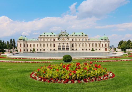 06/19 台北✈杜拜✈維也納→超市買買→美景宮→奧地利風味餐