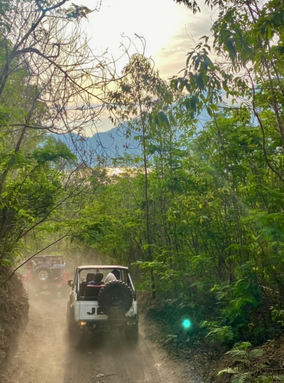01/02 金塔瑪尼火山4X4日出之旅→德哥拉朗梯田→特色髒鴨風味餐→烏布市區(烏布皇宮/傳統市集/猴林路文創設計小店)