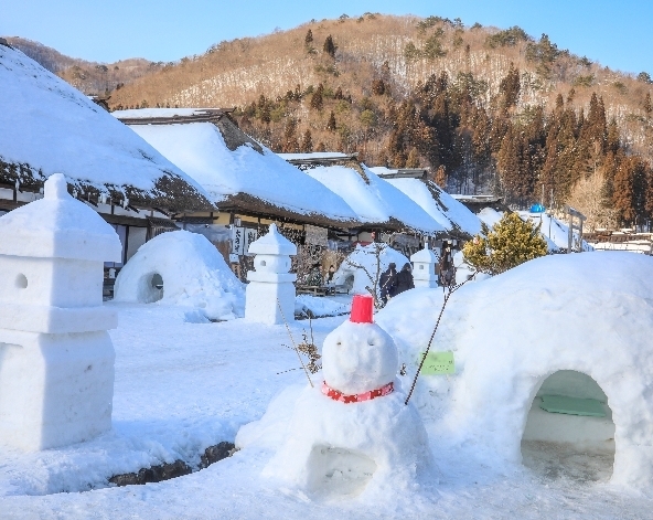沿途用餐→機場→台北