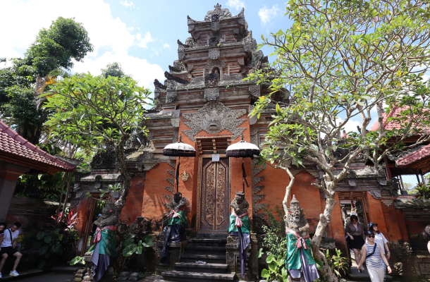 01/02 金塔瑪尼火山4X4日出之旅→特色髒鴨風味餐→德哥拉朗梯田→烏布市區(烏布皇宮/傳統市集/猴林路文創設計小店)