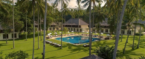 寧靜日:睡到自然醒→渡假村內自由享樂&南洋下午茶→渡假村內享用三道式晚餐