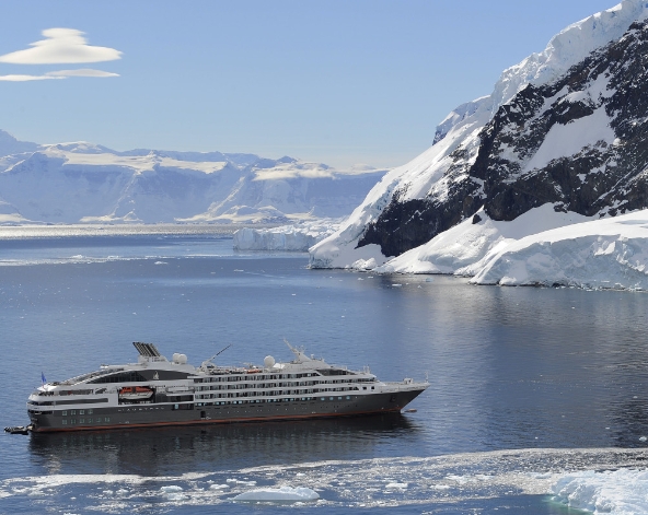 12/26 穿越德瑞克海峽【航海日】