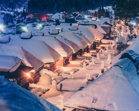 沿途用餐→機場→台北