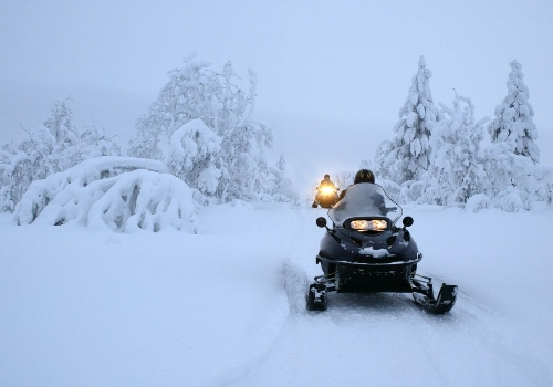 民宿→雪地摩托車→北極圈科學博物館→民宿