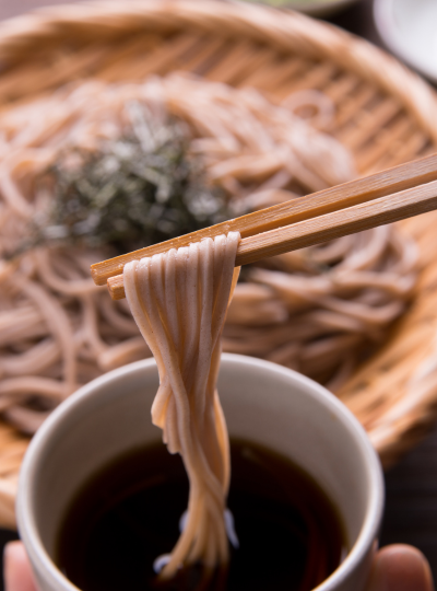 刺激滑行，挑戰速度極限！或 (休息前往湯澤周邊散策、手打蕎麥麵體驗、利き酒 越乃室、JR越後湯澤車站商店街)